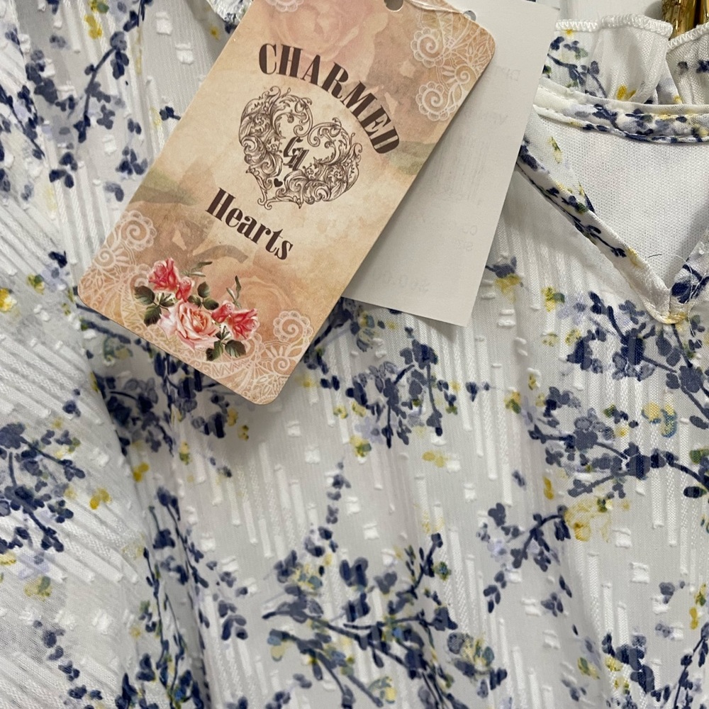 Dress - Picture 3 of 4